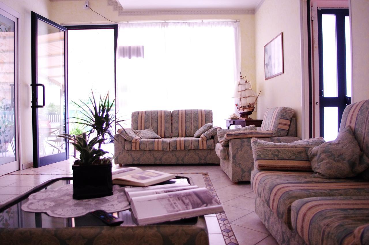 Hotel La Playa San Benedetto del Tronto Buitenkant foto