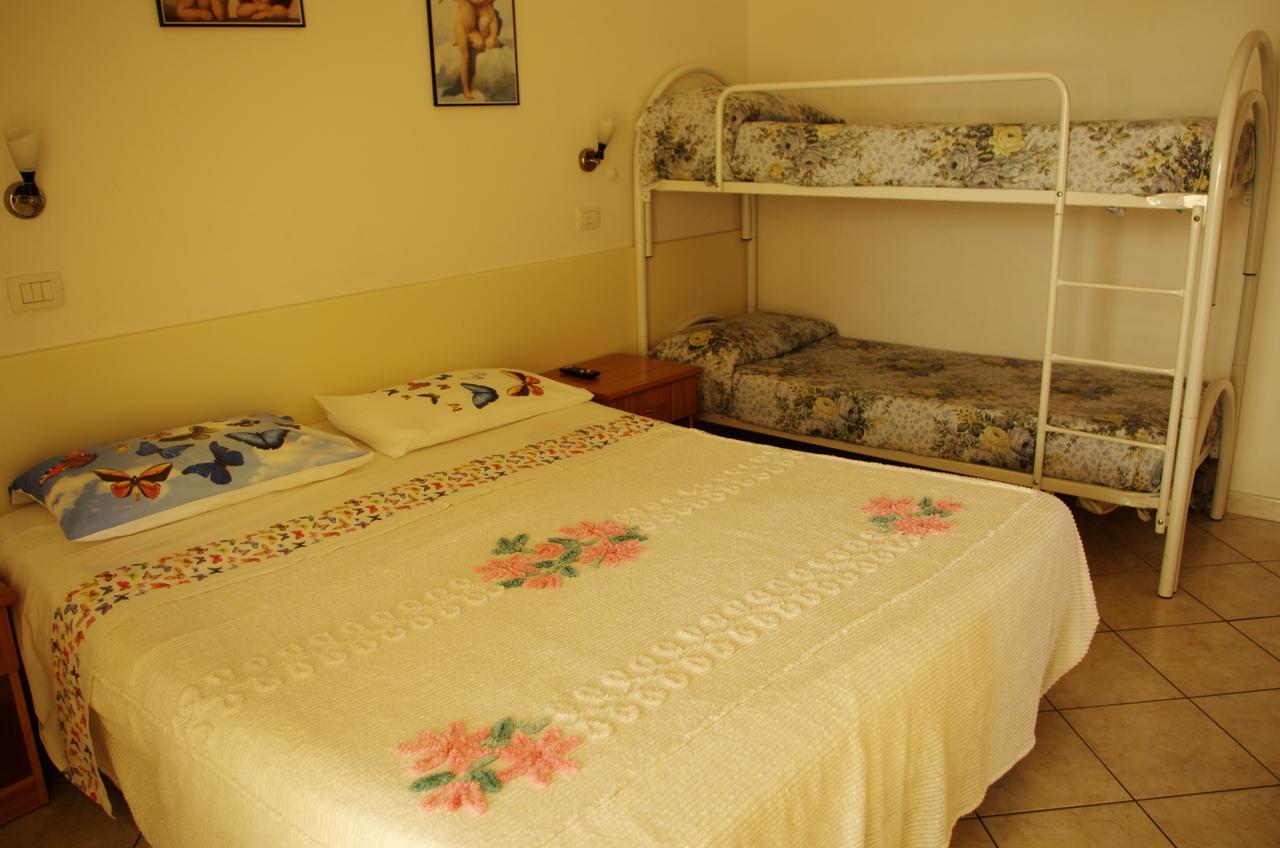 Hotel La Playa San Benedetto del Tronto Buitenkant foto